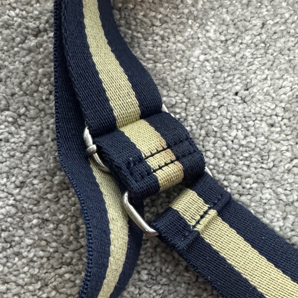 Dargon BallZ Red Crossbody Bag - Picture 3 of 9